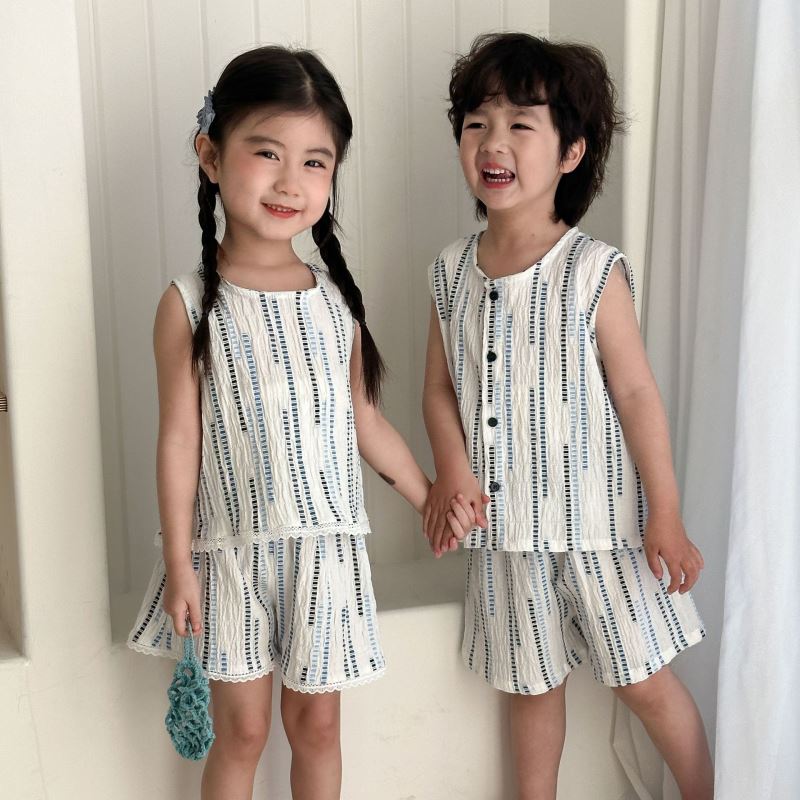 2025新品★子供服　セットアップ★80cm〜150cm 2色