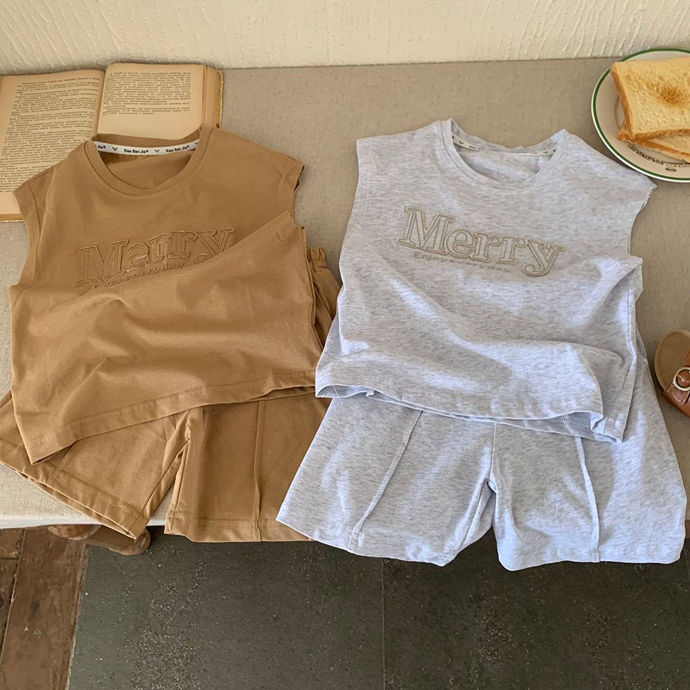 「2025」子供服★トップス+ズボン★セットアップ★韓国風子供服★2色90cm〜150cm