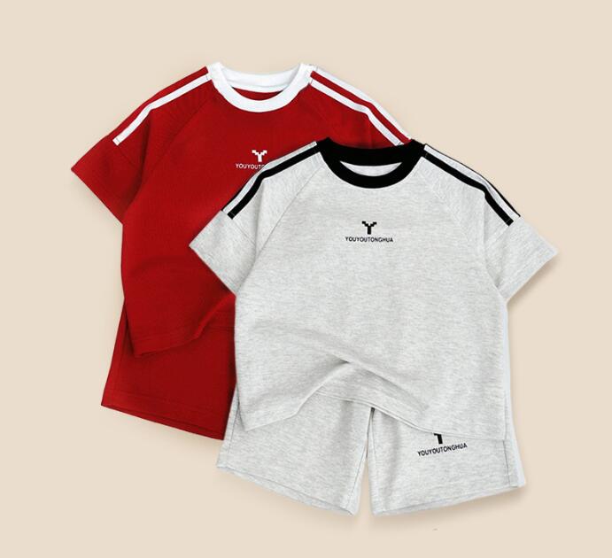 2025新品★子供服　セットアップ★90cm〜140cm 2色
