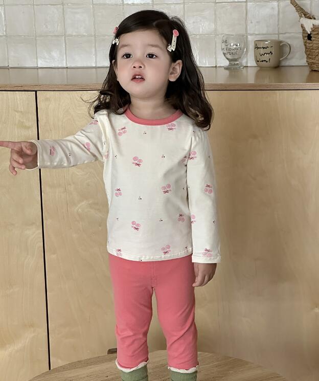 2025新品★子供服　部屋着　ルームウェア　セットアップ★73CM〜110cm