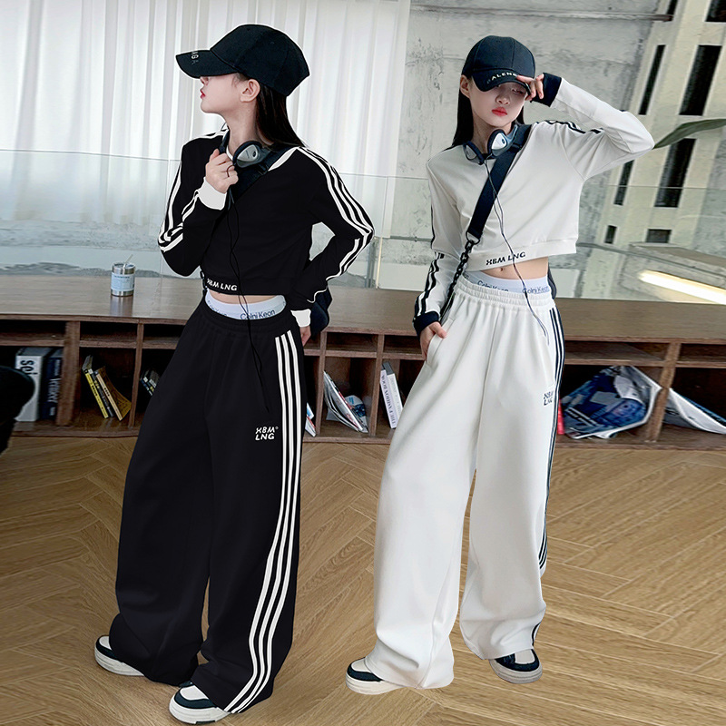 2025秋新品★子供服　セットアップ★120cm〜170cm 2色