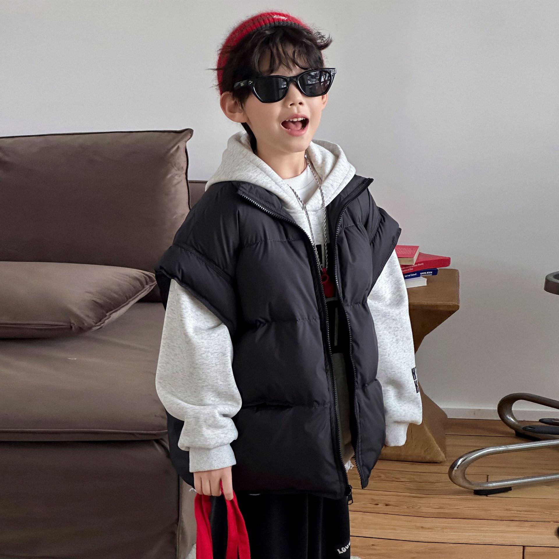 2025冬新品★子供服 　ダウンベストコート★100cm〜170cm