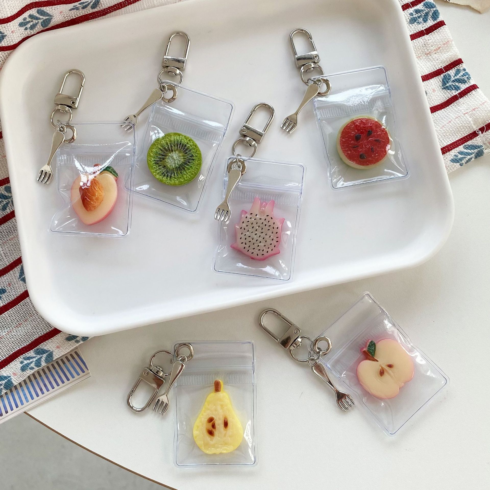 ★可愛いキーホルダー　装飾品★キーチェーン★バッグチャーム
